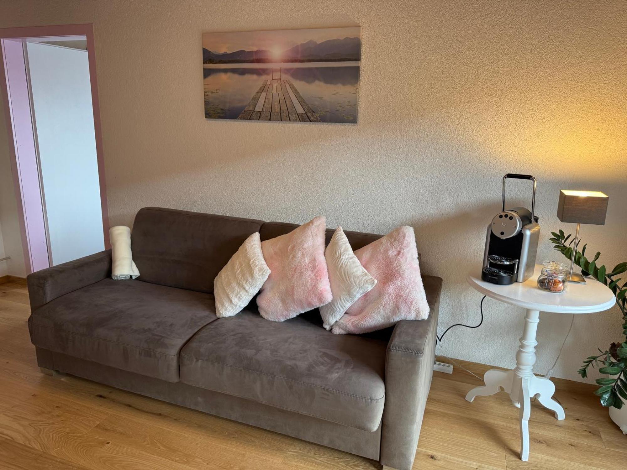 Eva'S Seeblick Apartman Krattigen Szoba fotó